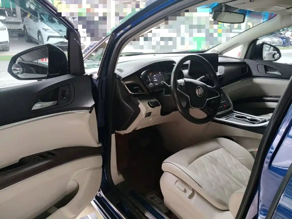 Buick GL8 — миниатюра 16