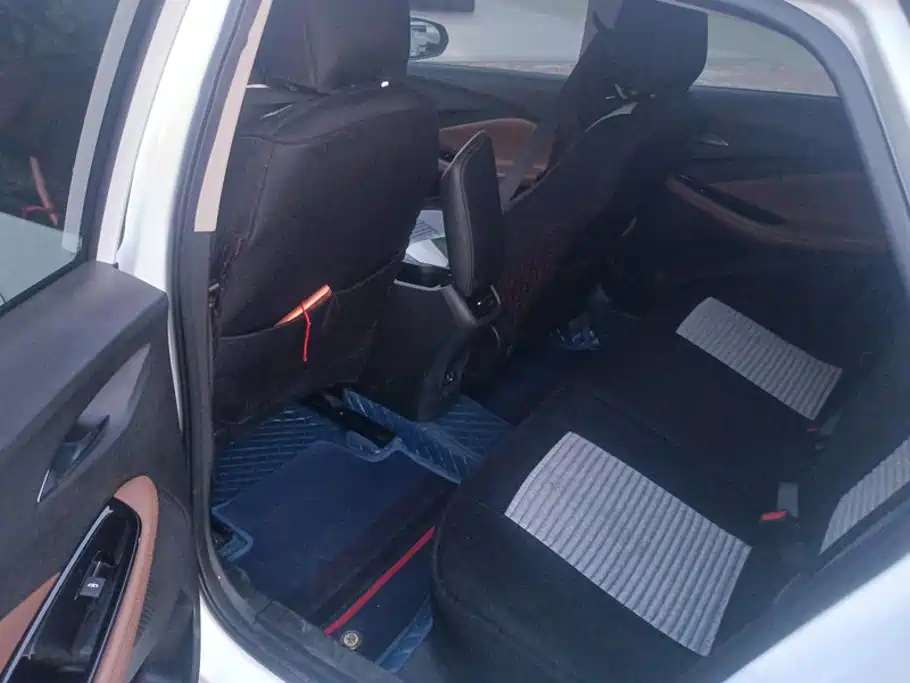 Buick Verano — миниатюра 11
