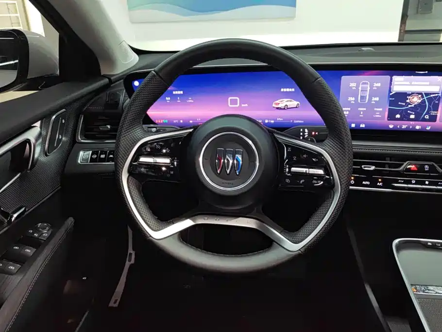 Buick LaCrosse — миниатюра 15