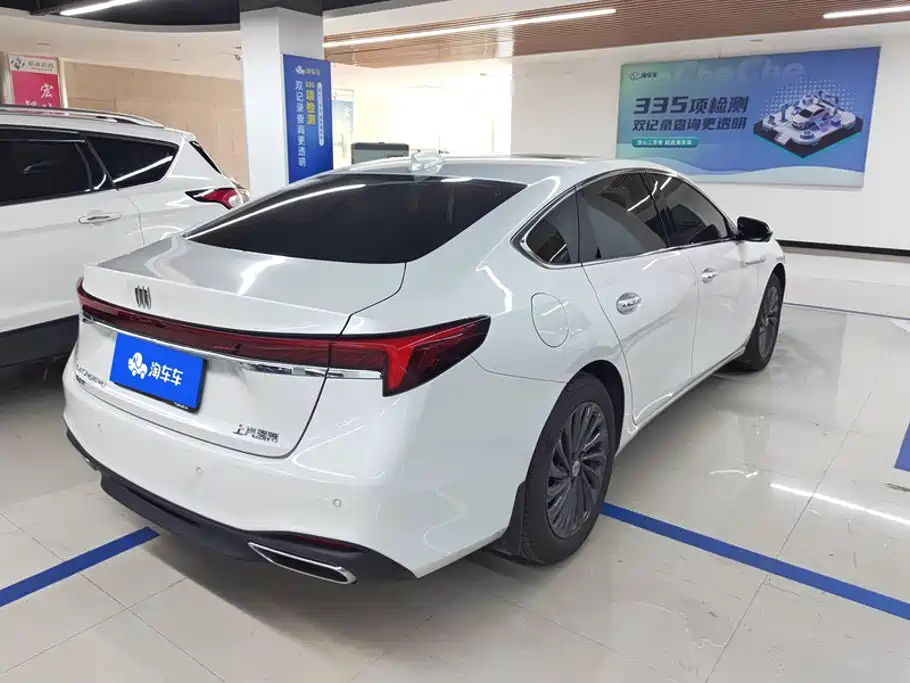 Buick LaCrosse — миниатюра 3