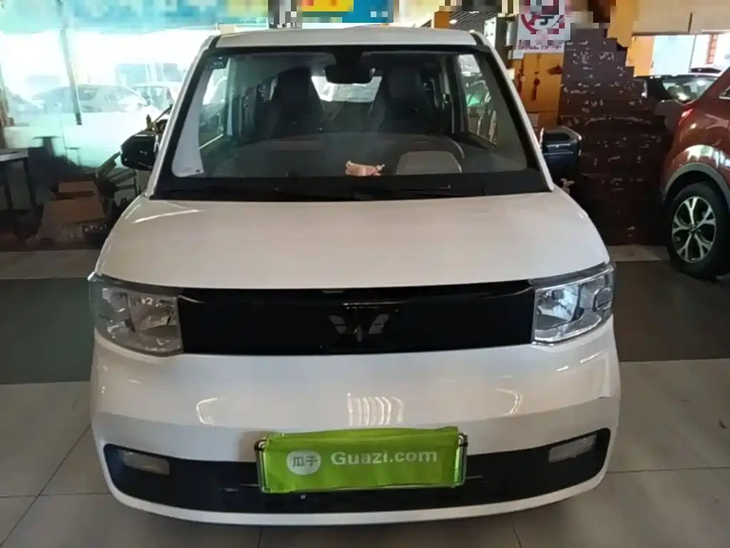 Wuling MINIEV — миниатюра 3