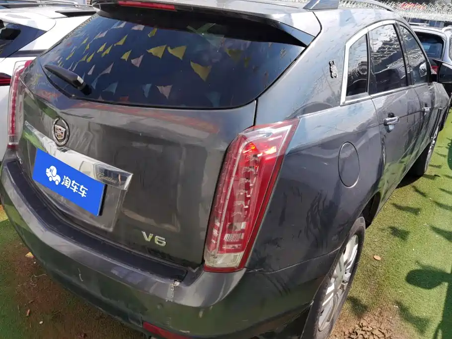 Cadillac SRX — миниатюра 3