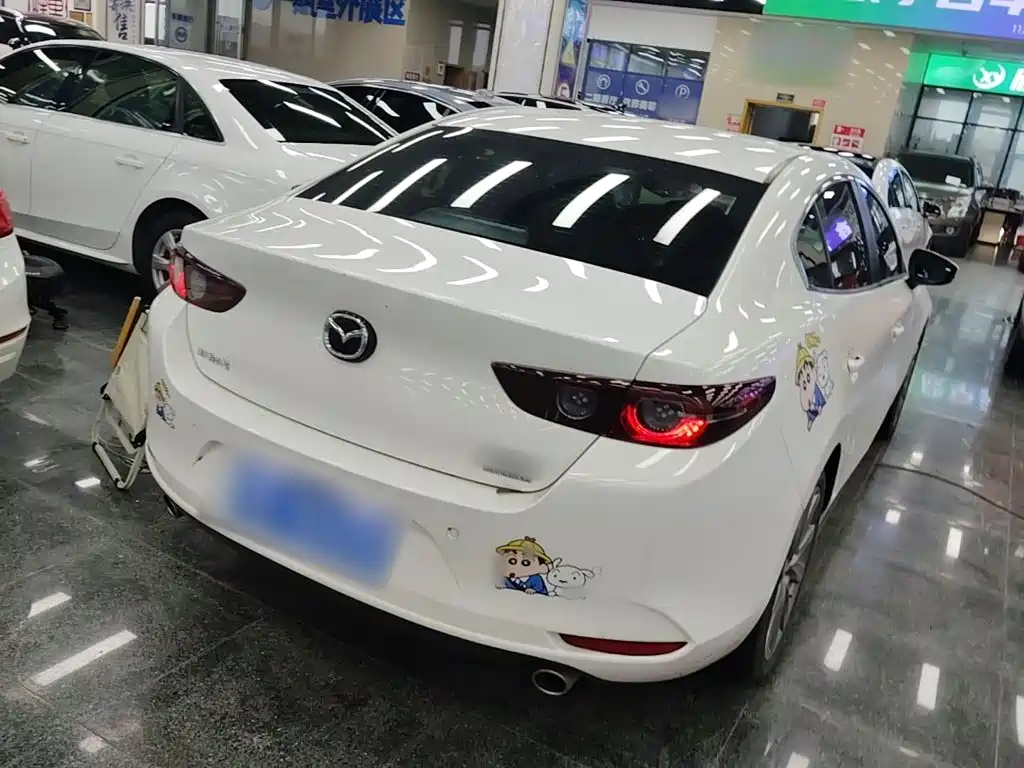 Mazda 3 Axela — миниатюра 7
