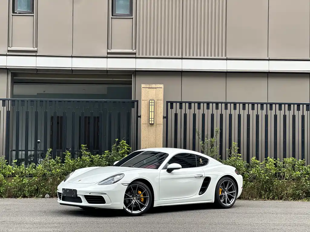 Porsche 718