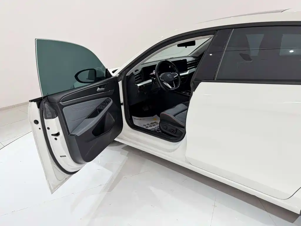 Volkswagen Lamando — миниатюра 22