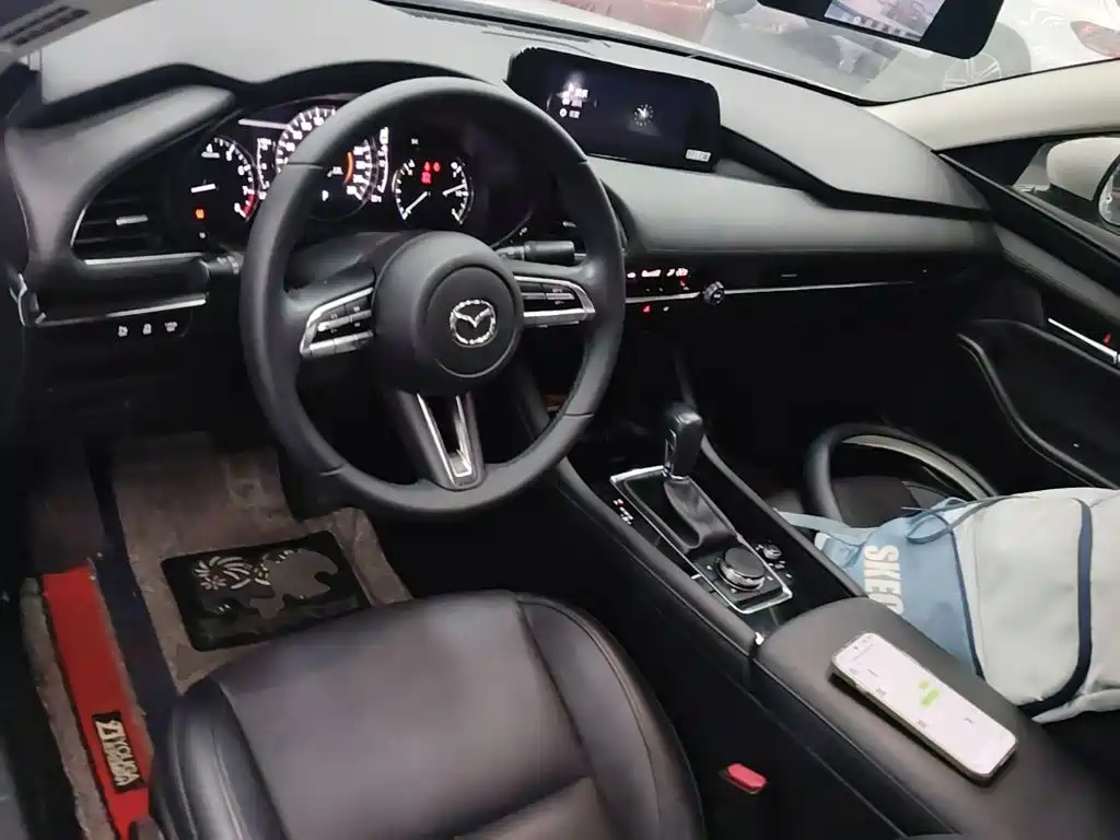 Mazda 3 Axela — миниатюра 10