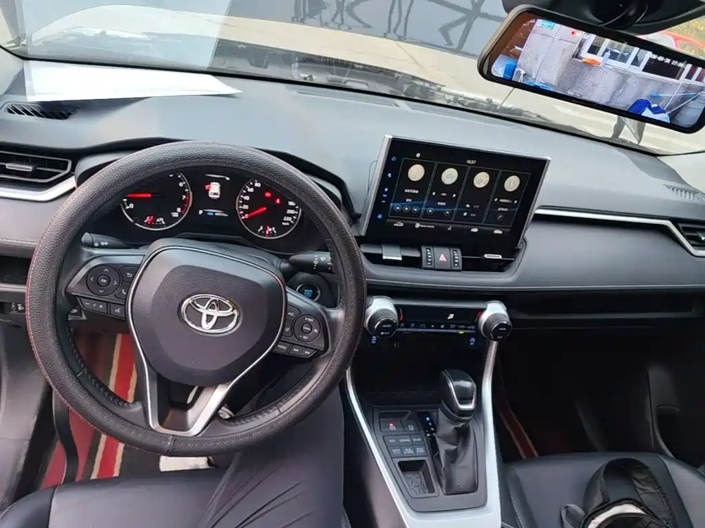 Toyota Wildlander — миниатюра 10