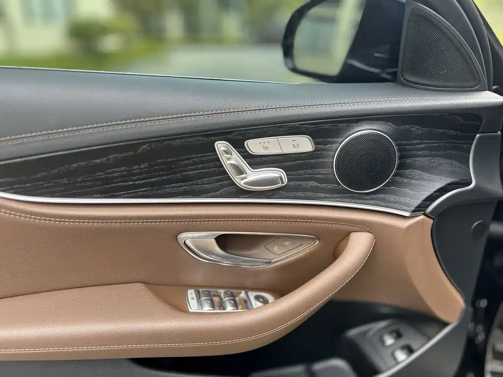 Mercedes-Benz E-Class New Energy — миниатюра 7