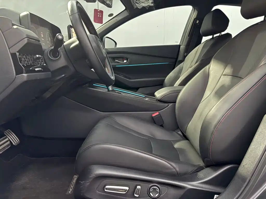 Honda Accord 2023 — фото 18