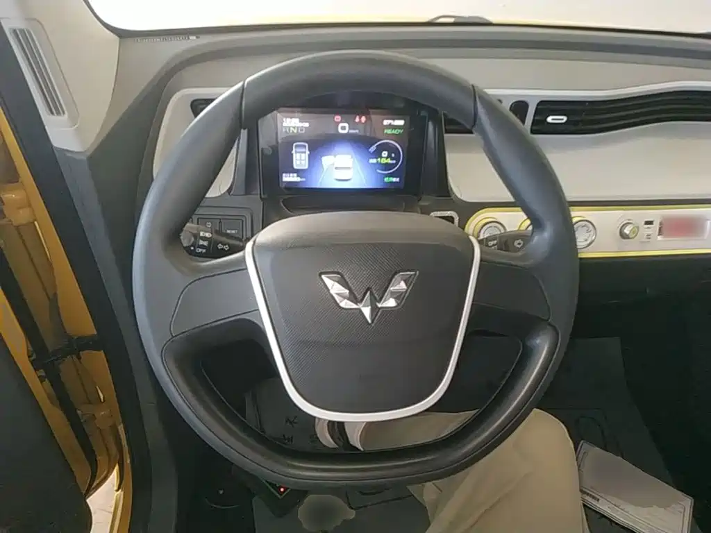 Wuling MINIEV — миниатюра 11