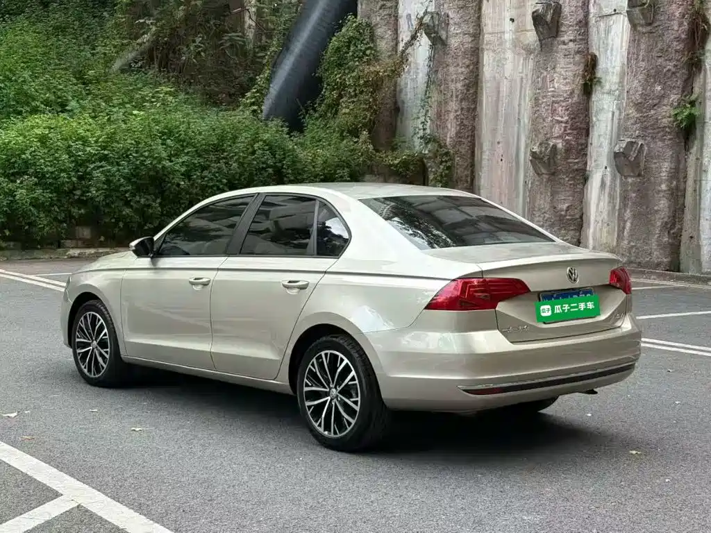 Volkswagen Bora — миниатюра 5