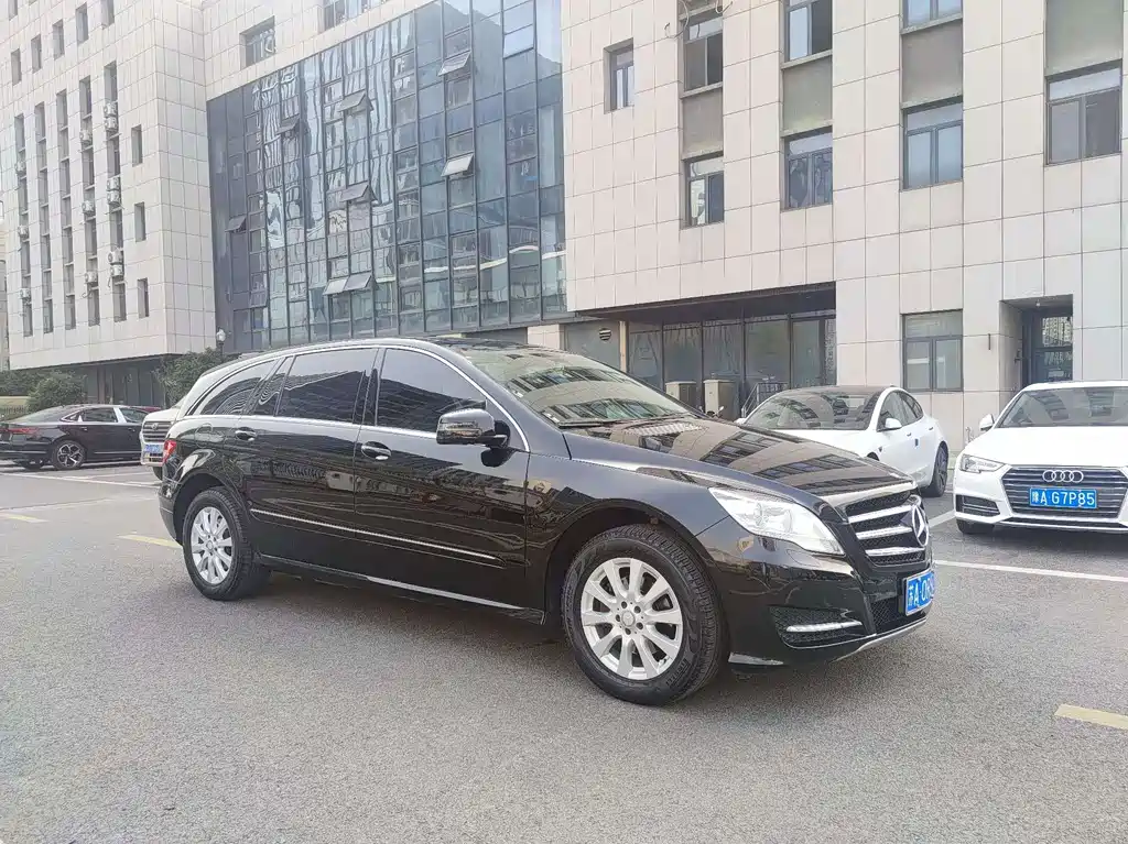 Mercedes-Benz R-Class — миниатюра 7
