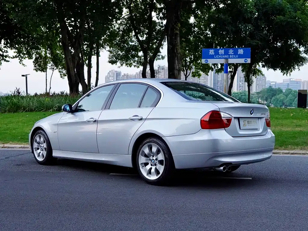BMW 3 Series (Import) — миниатюра 11