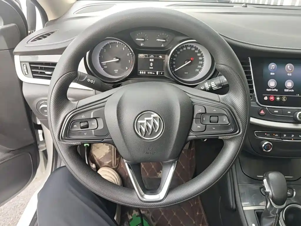 Buick Verano — миниатюра 11