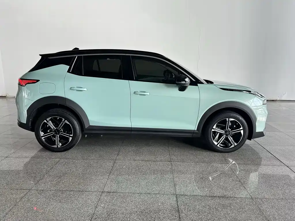 Lynk & Co 06 EM-P — миниатюра 3