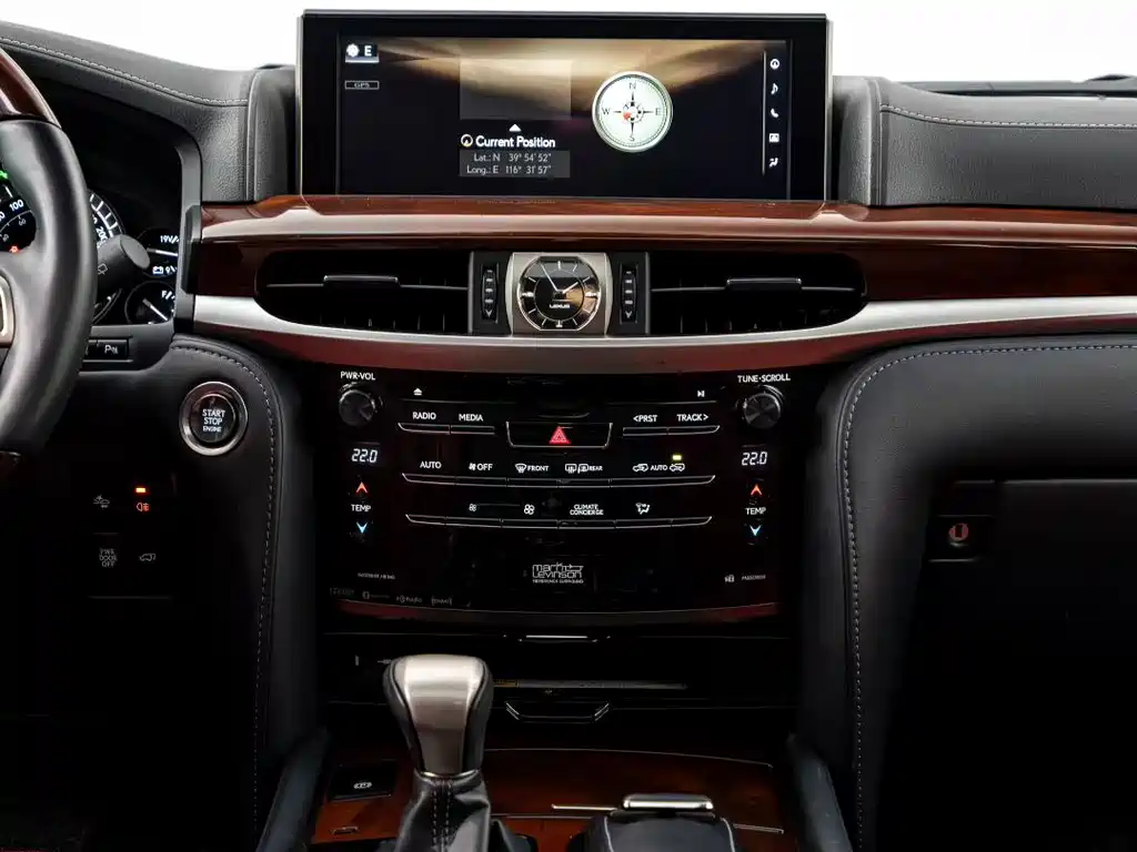 Lexus LX 2025 570