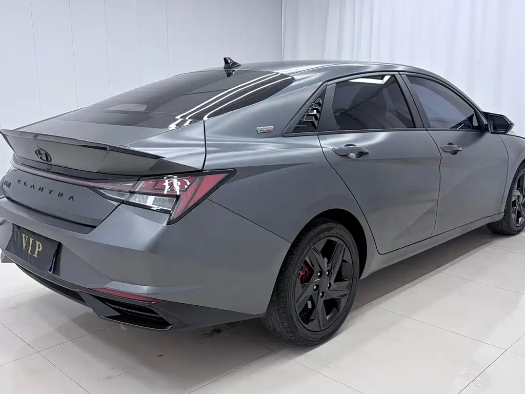 Hyundai Elantra — миниатюра 6