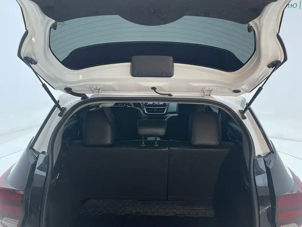 Toyota Yaris L — миниатюра 27
