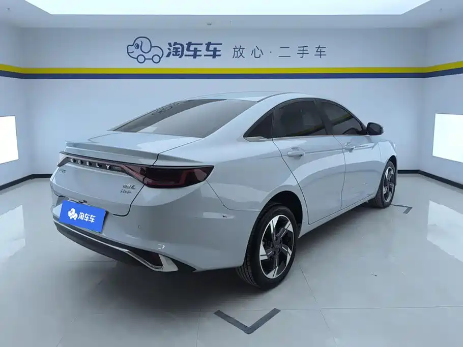 Geely L HiP — миниатюра 3