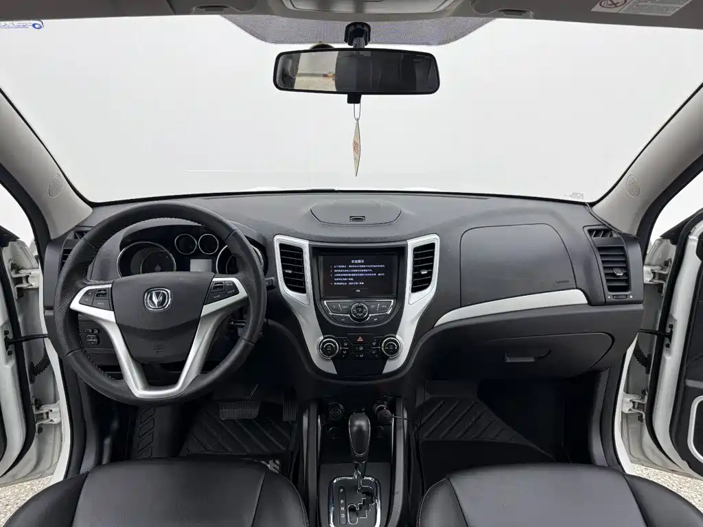 Changan CS35 — миниатюра 8