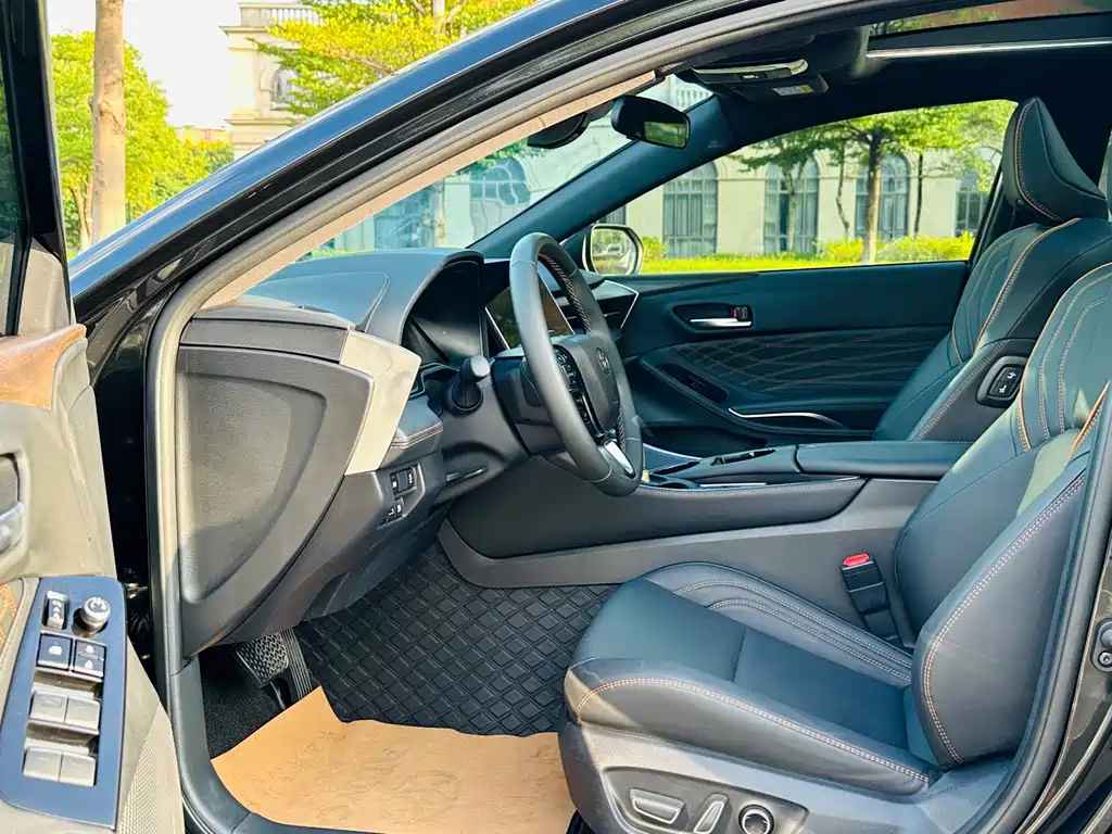 Toyota Avalon — миниатюра 12