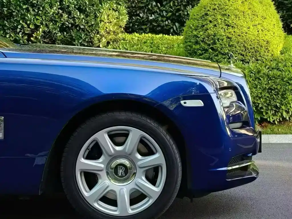 Rolls-Royce Wraith — миниатюра 3