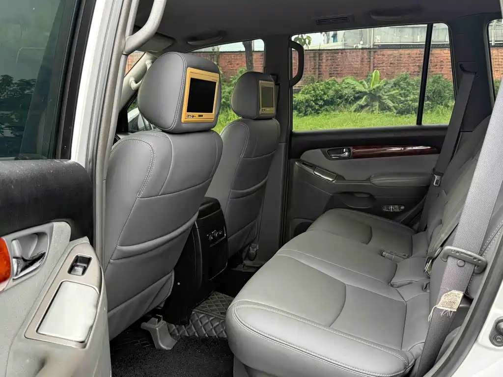 Toyota Prado (Import) — миниатюра 17