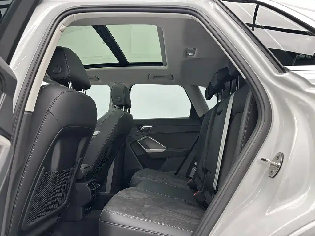 Audi Q3 — миниатюра 6