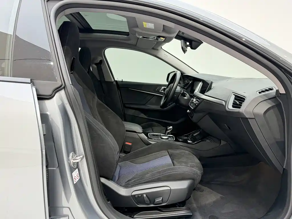 BMW 2 Series (Import) — миниатюра 17
