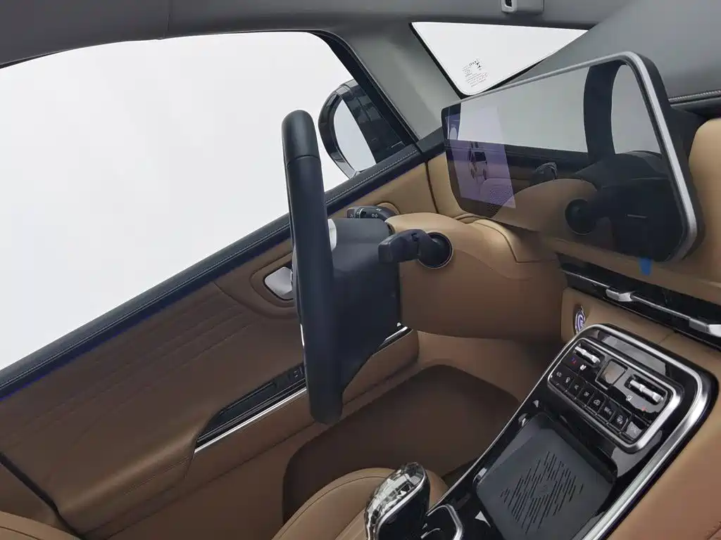 JAC Refine Refine RF8 PHEV — миниатюра 22
