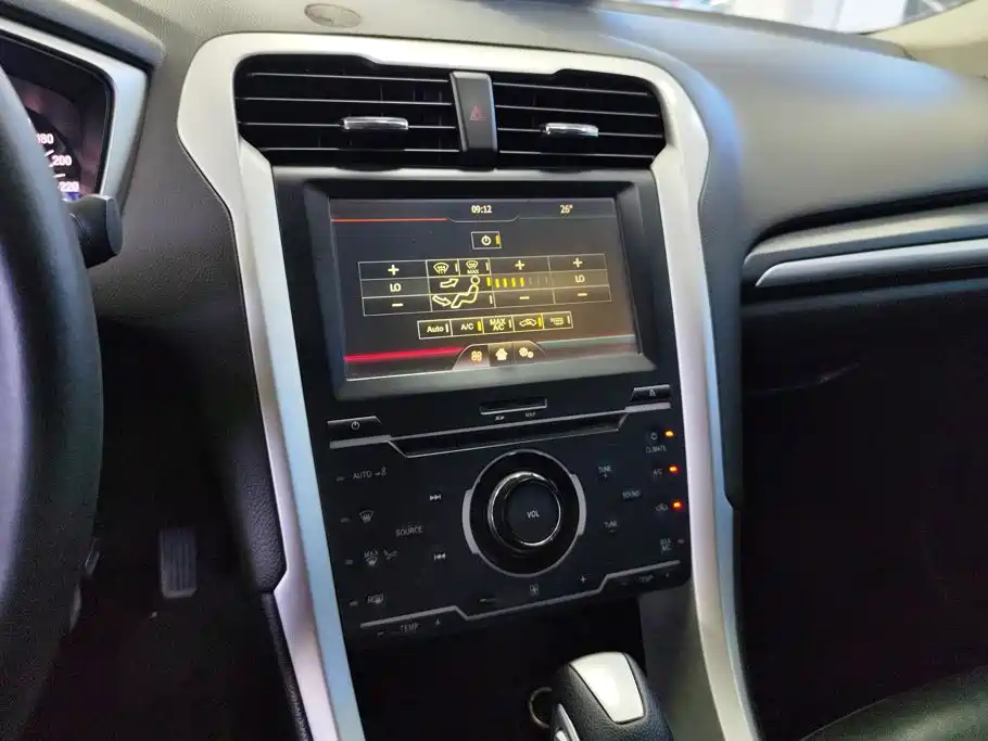 Ford Mondeo — миниатюра 13