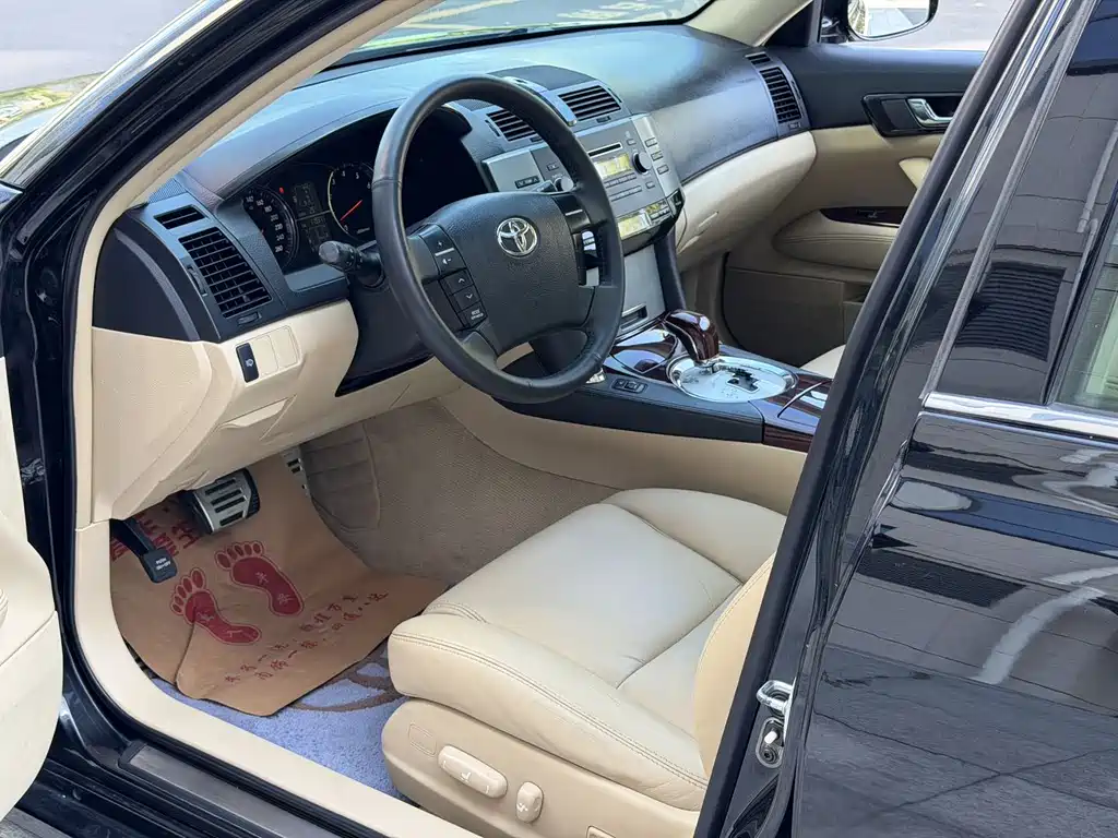 Toyota Reiz — миниатюра 8