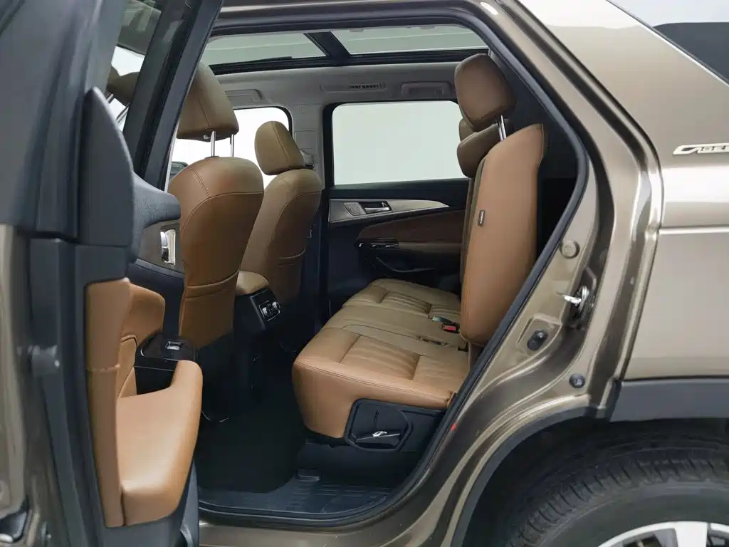Changan CS95 — миниатюра 15