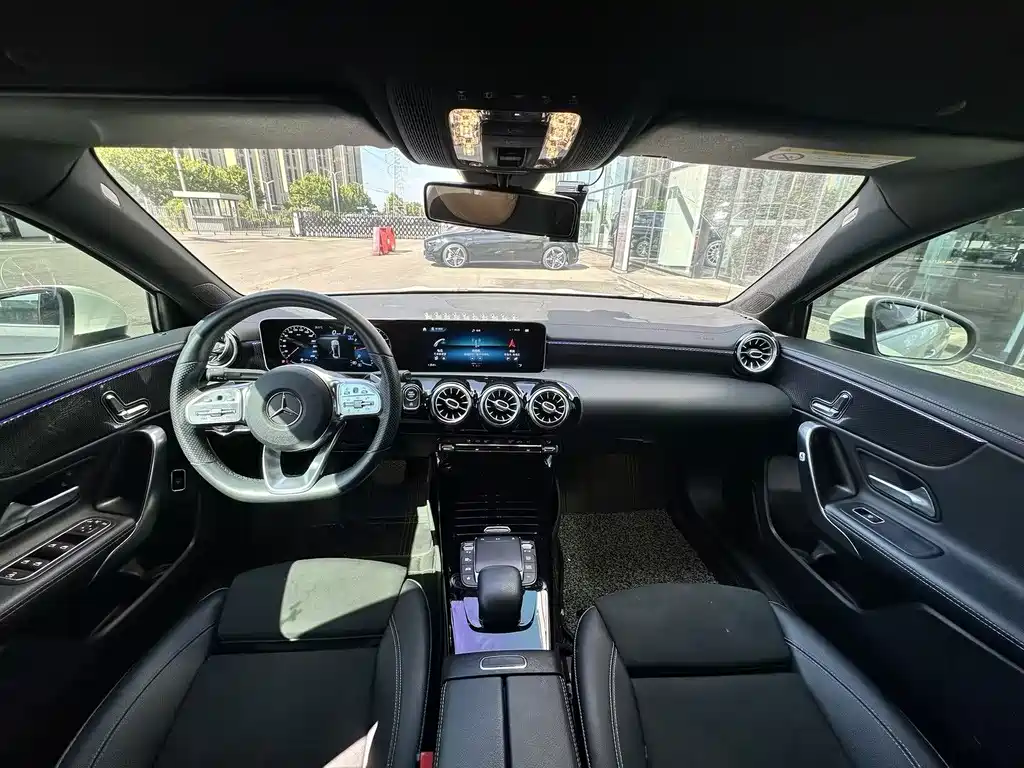 Mercedes-Benz A-Class — миниатюра 12
