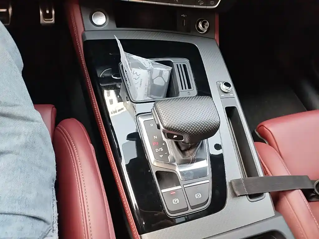 Audi Q5L — миниатюра 14