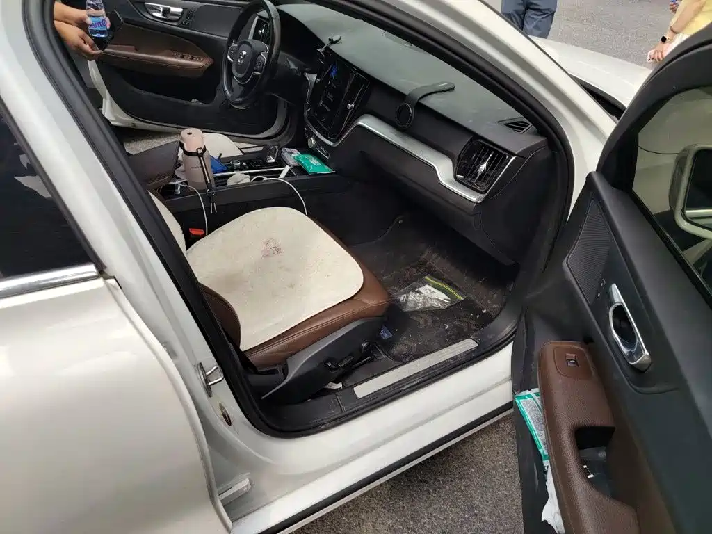 Volvo S60 — миниатюра 20