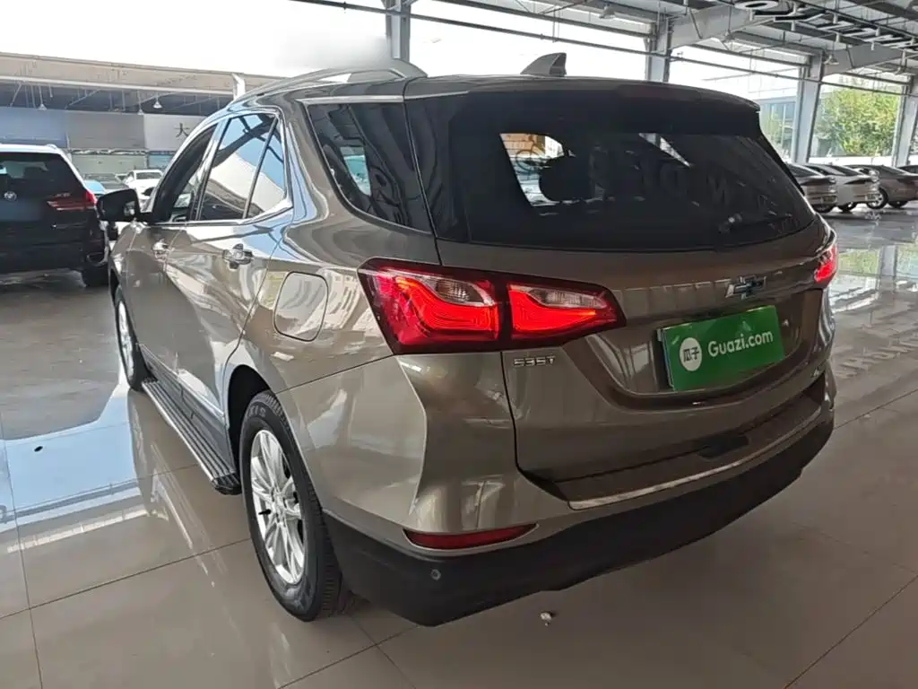 Chevrolet Equinox — миниатюра 5