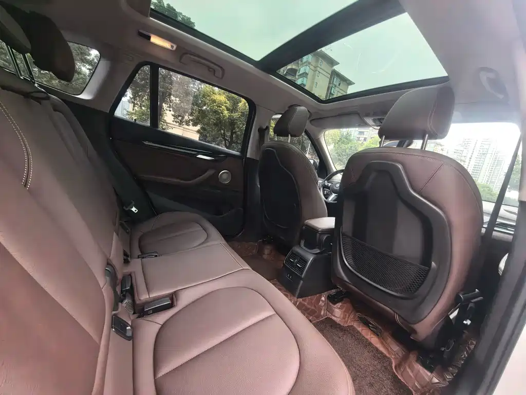 BMW X1 — миниатюра 9
