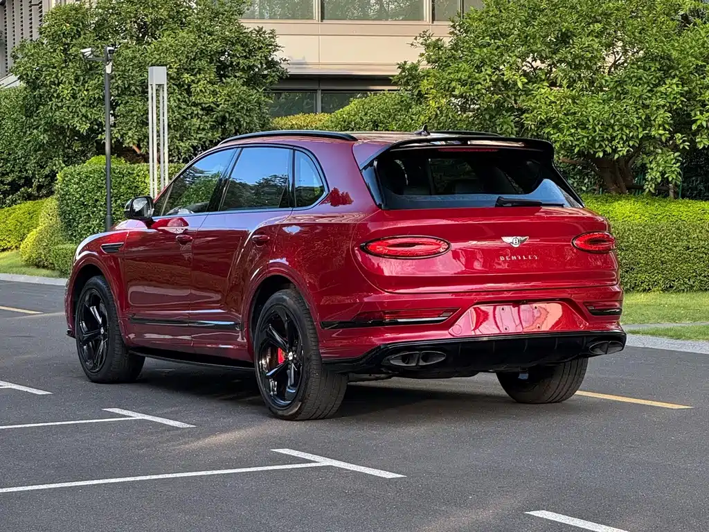 Bentley Bentayga — миниатюра 10