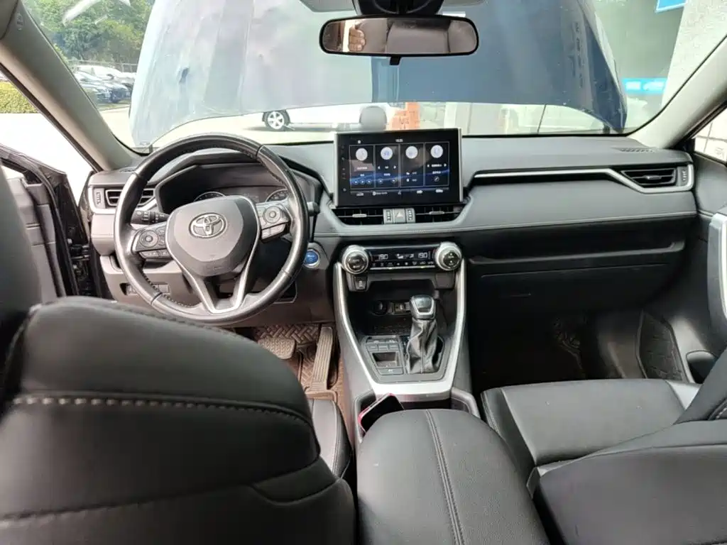 Toyota Wildlander — миниатюра 10