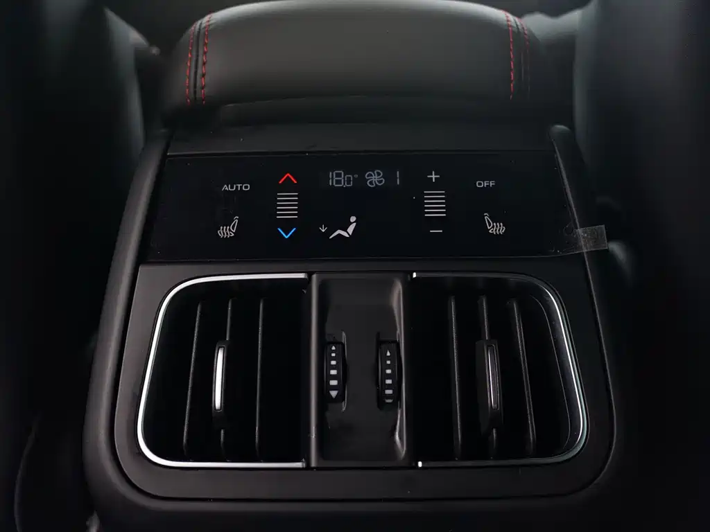 Maserati Grecale — миниатюра 13