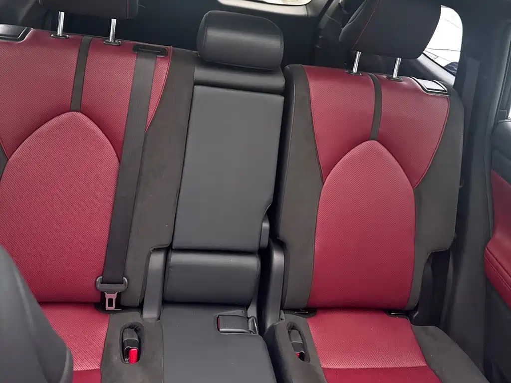 Toyota Crown Kluger — миниатюра 9