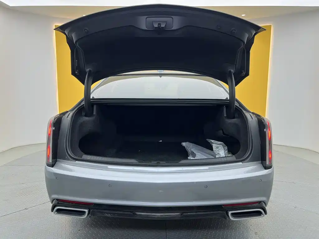 Cadillac CT6 — миниатюра 12