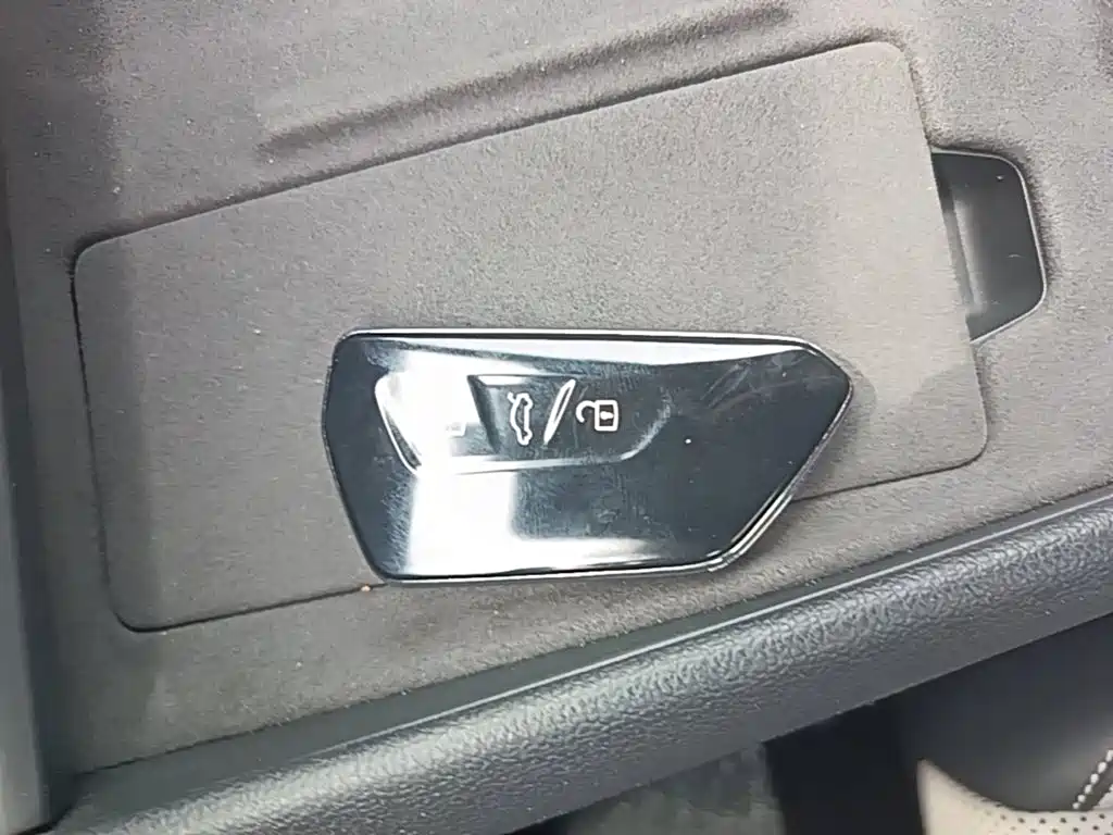 Volkswagen Tayron 2025 L 380TSI Luxury Easy