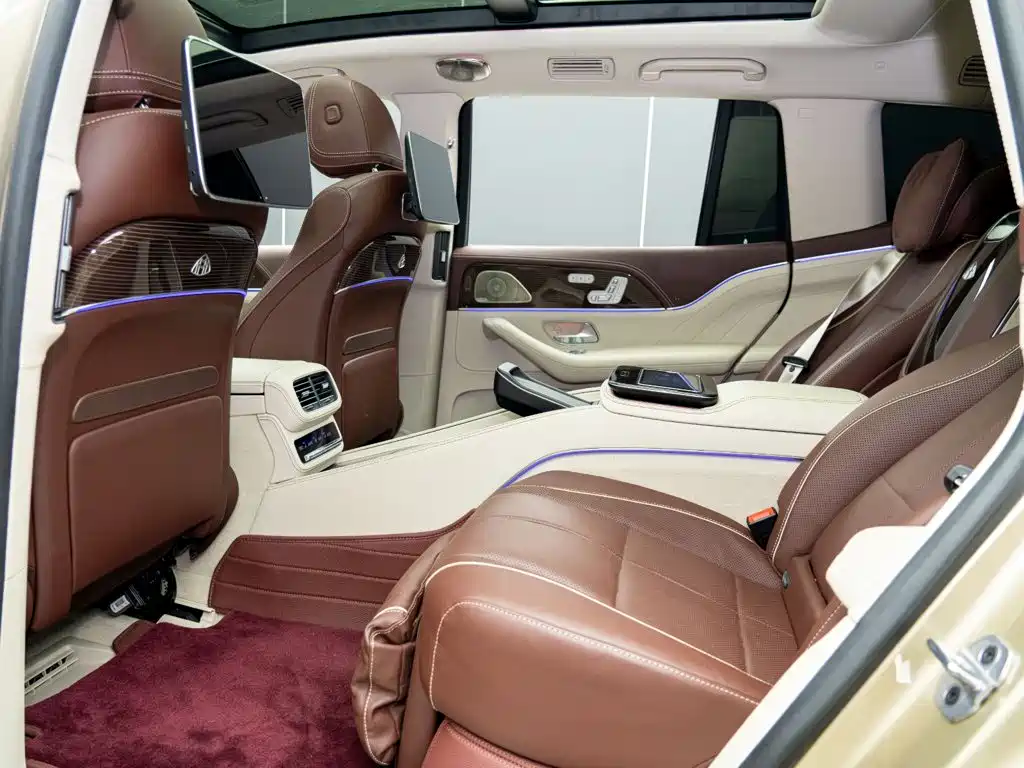 Mercedes-Benz GLS — миниатюра 12