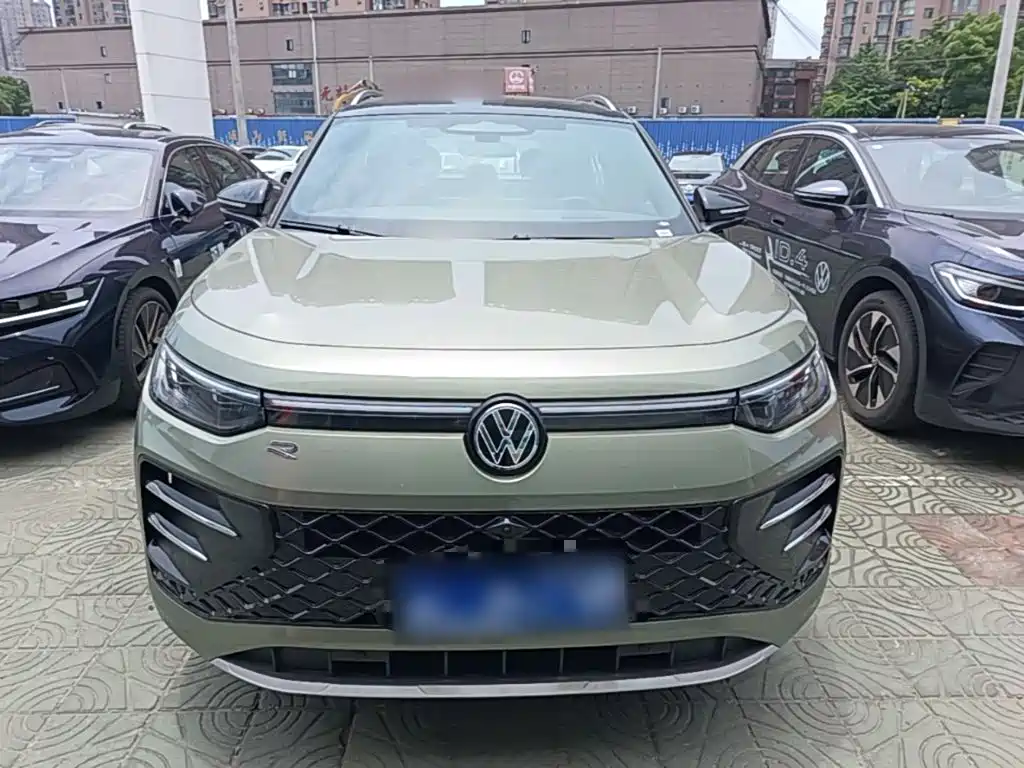 Volkswagen Tayron 2025 L 380TSI Luxury Easy