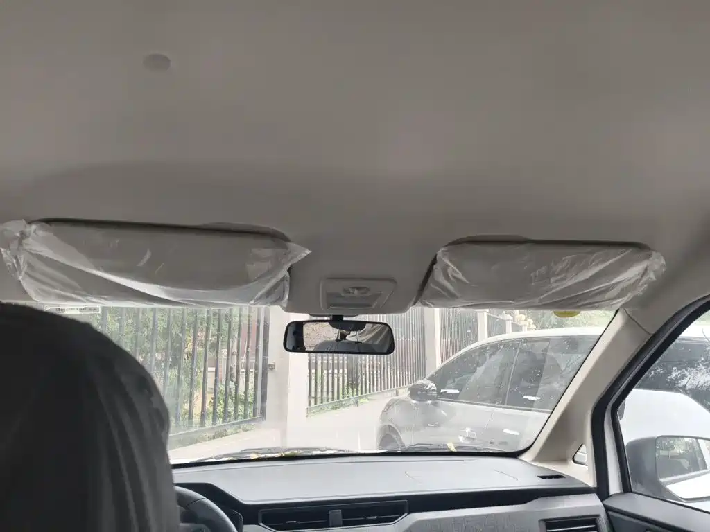 Wuling Hongguang PLUS — миниатюра 14