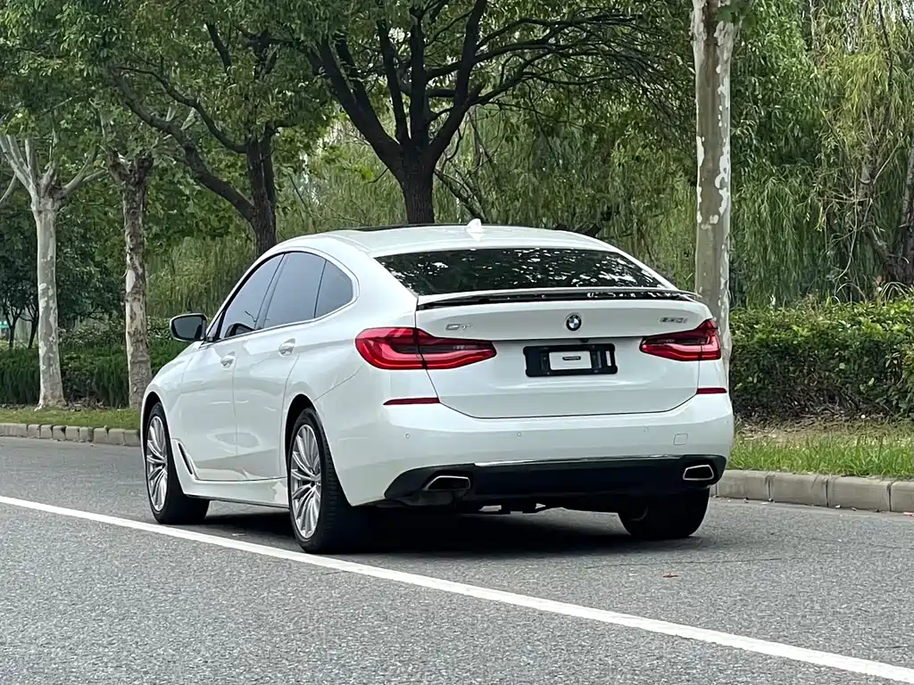 BMW 6 SERIES GT