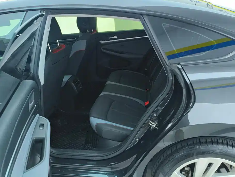 Volkswagen Lamando — миниатюра 11