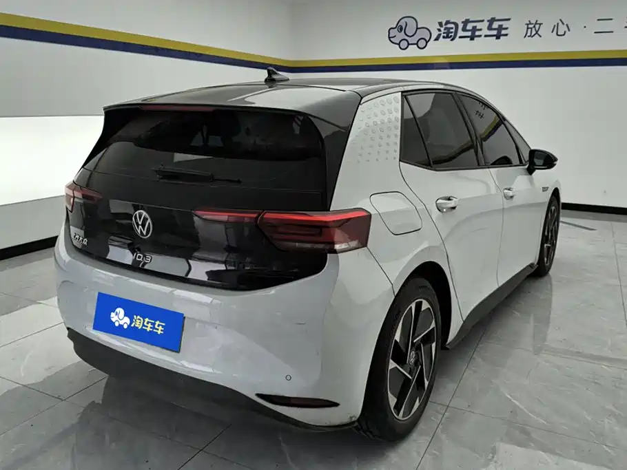 Volkswagen ID.3 — миниатюра 3